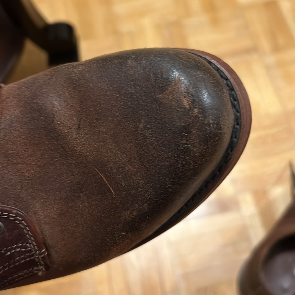 Frye - Picture 10 of 13